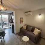 Apartment Les Flamants Roses La Capte T2 4 Personnes 200m De La Hyeres